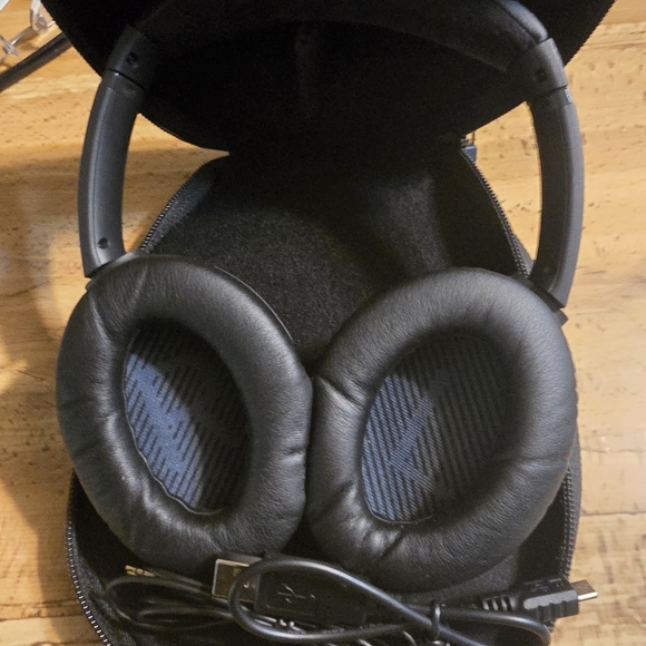 Bose - soundlink 2 headphones - Picture 3 of 4